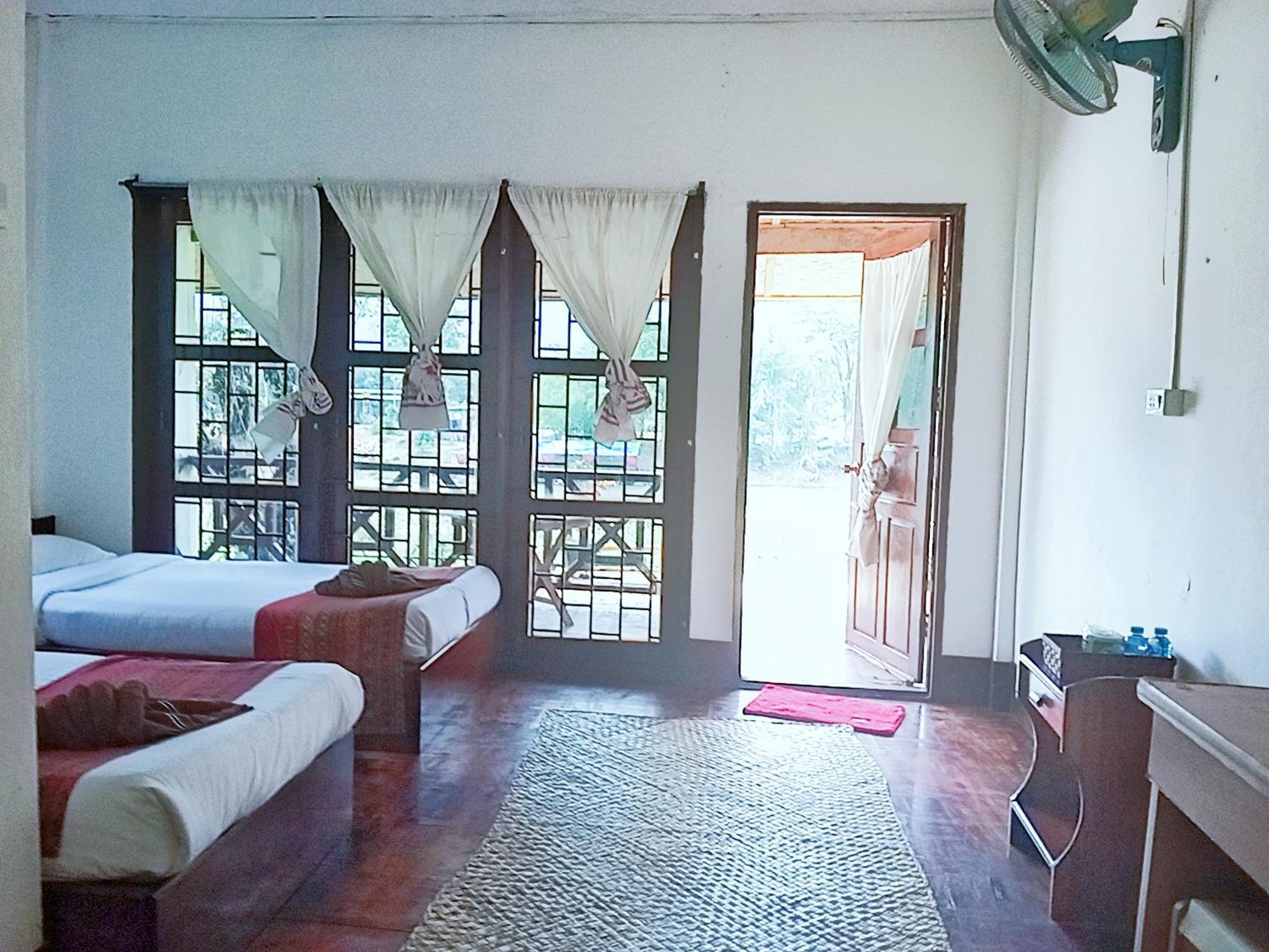 Vangvieng Ruby'Homestay Ванг-Виенг Экстерьер фото