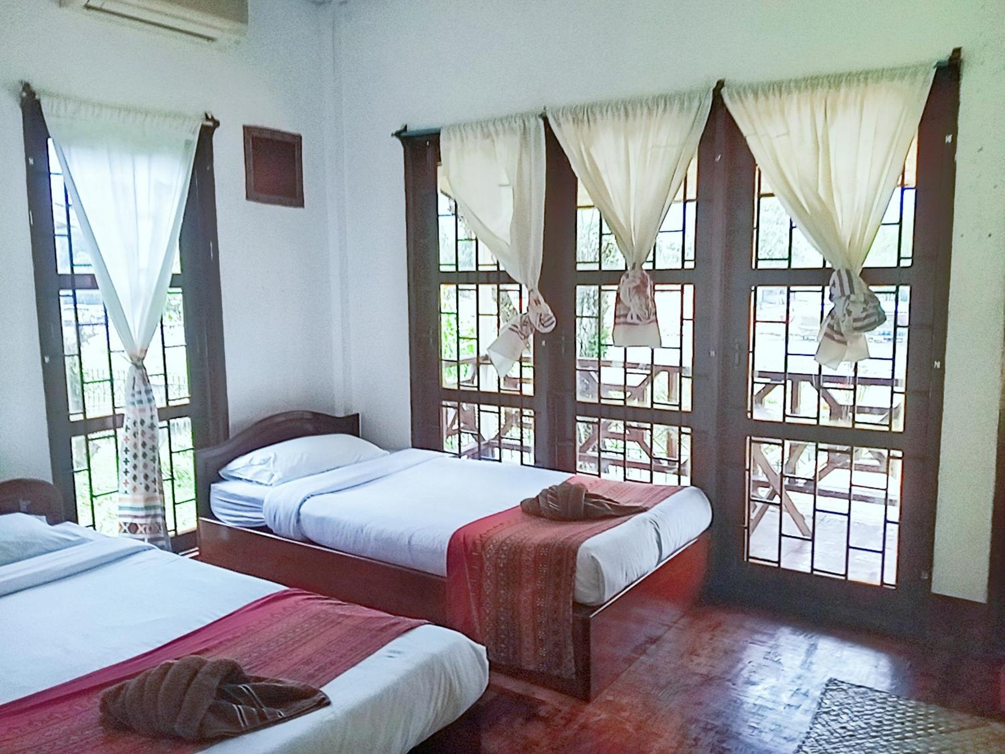 Vangvieng Ruby'Homestay Ванг-Виенг Экстерьер фото