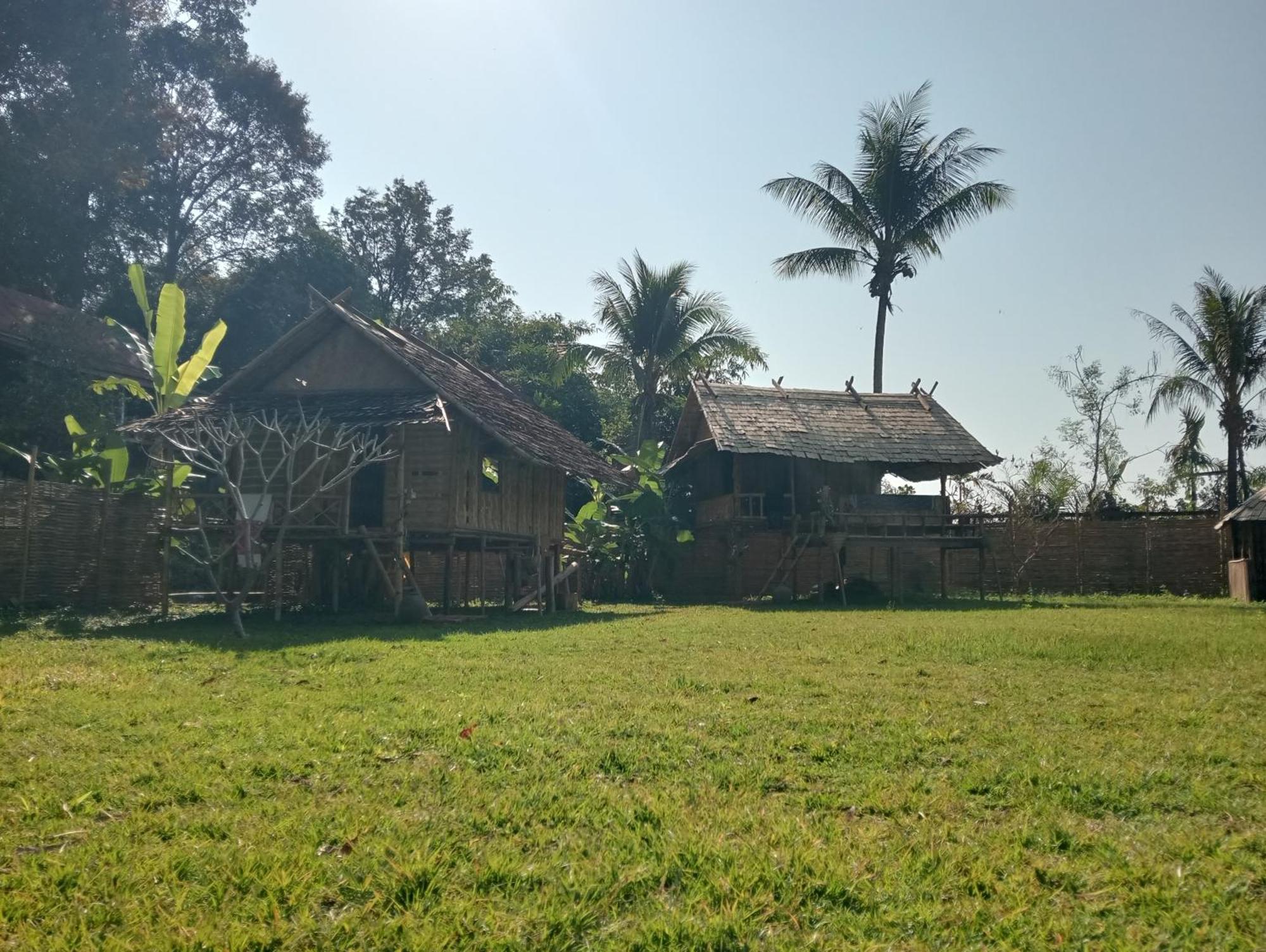 Vangvieng Ruby'Homestay Ванг-Виенг Экстерьер фото