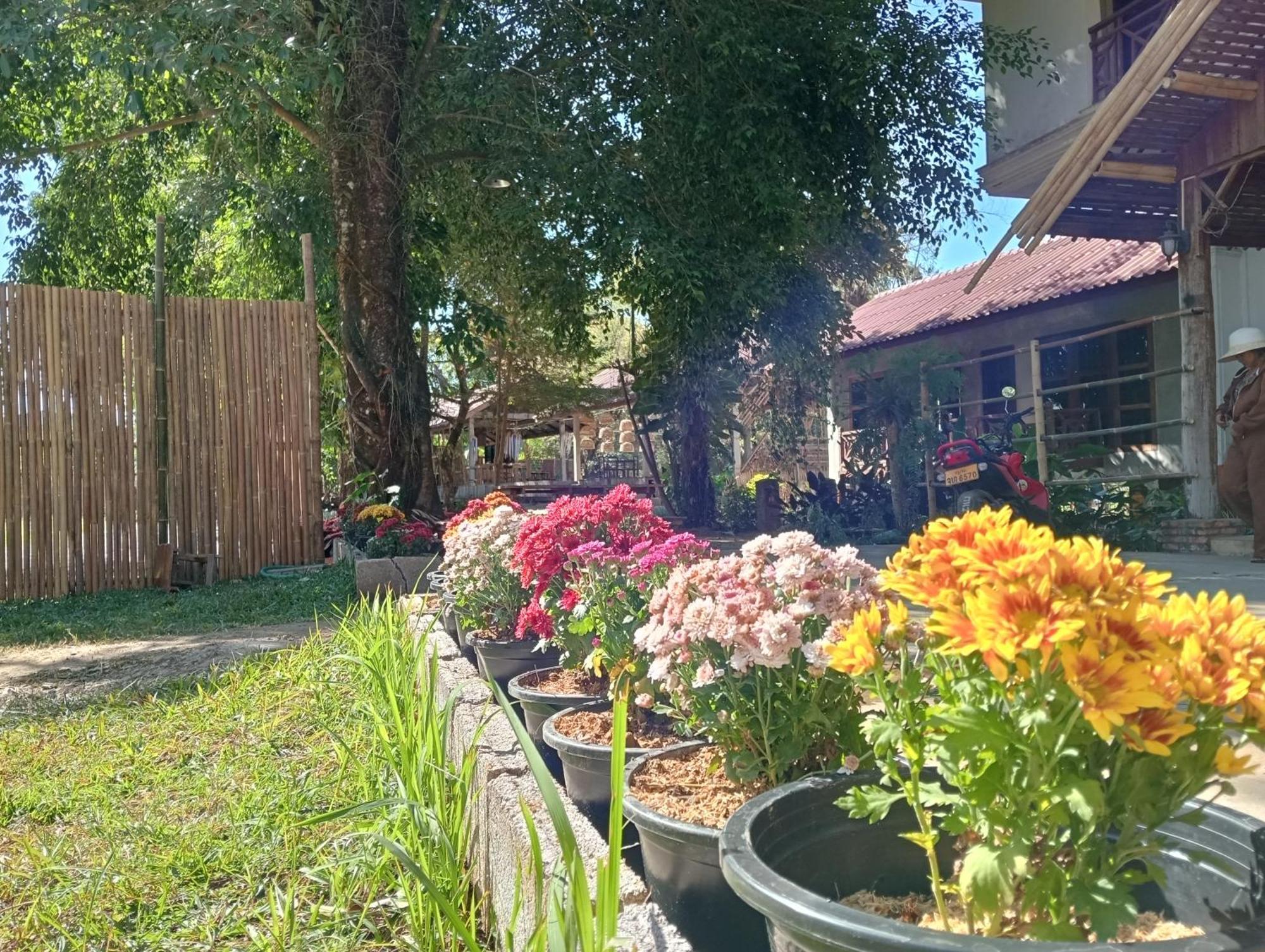 Vangvieng Ruby'Homestay Ванг-Виенг Экстерьер фото